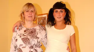 Troia bollente che scopa una mamma cicciona