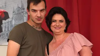 Troiona bbw tette enormi che scopa il suo toy-boy - categoria Tettona